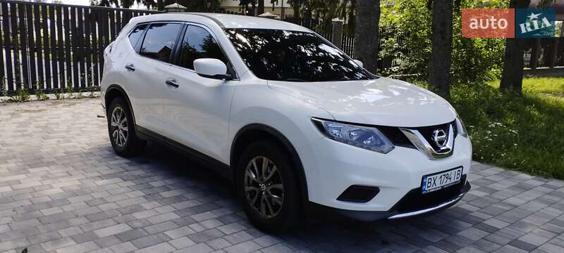 Внедорожник / Кроссовер Nissan Rogue 2016 в Староконстантинове фото 4 Внедорожник / Кроссовер Nissan Rogue 2016 в Староконстантинове