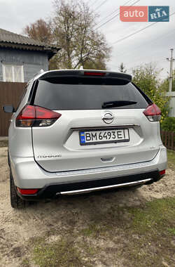 Внедорожник / Кроссовер Nissan Rogue 2019 в 