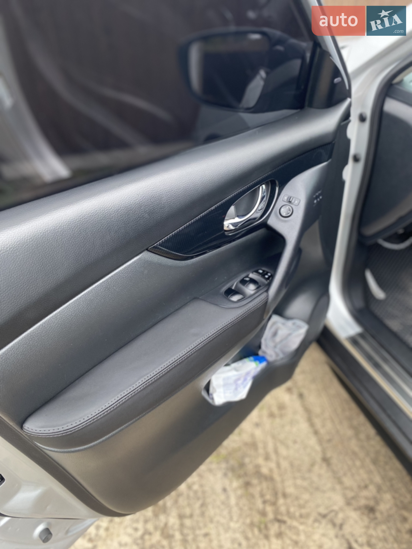 2019 Nissan Rogue - мініатюра 16