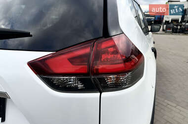 Позашляховик / Кросовер Nissan Rogue 2017 в  фото 5 Позашляховик / Кросовер Nissan Rogue 2017 в
