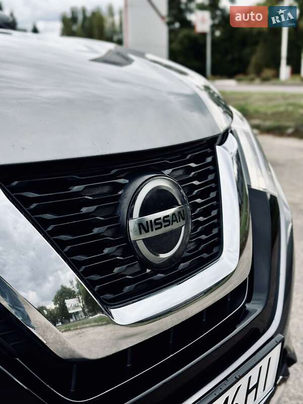 Позашляховик / Кросовер Nissan Rogue 2017 в Кропивницькому