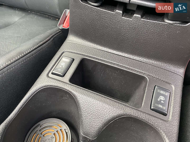 Внедорожник / Кроссовер Nissan Rogue 2015 в Полтаве фото 44 Внедорожник / Кроссовер Nissan Rogue 2015 в Полтаве