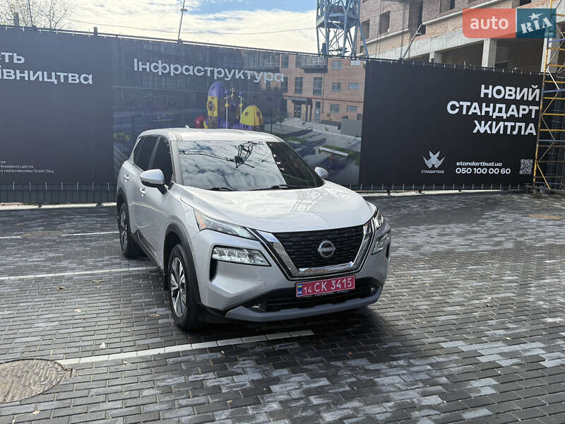 Позашляховик / Кросовер Nissan Rogue 2022 в Полтаві