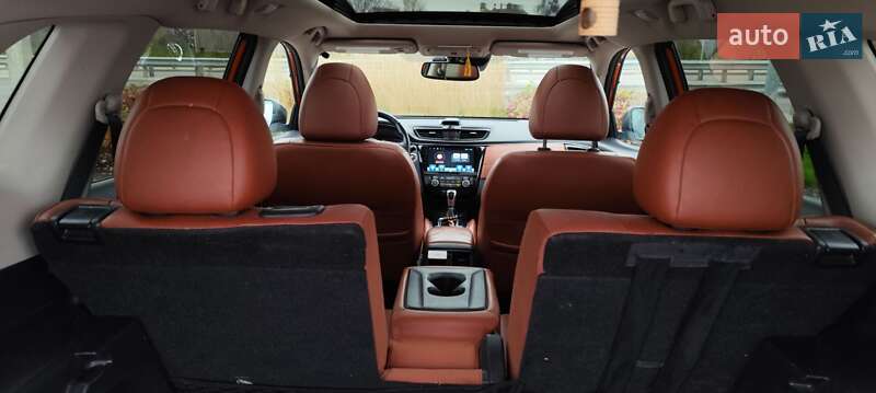 Внедорожник / Кроссовер Nissan Rogue 2019 в Ирпене