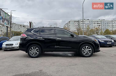 Позашляховик / Кросовер Nissan Rogue 2015 в  фото 20 Позашляховик / Кросовер Nissan Rogue 2015 в