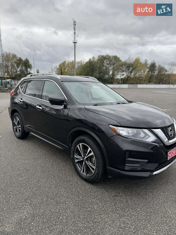 Позашляховик / Кросовер Nissan Rogue 2019 в Києві