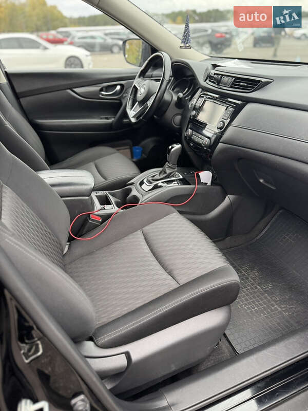 Позашляховик / Кросовер Nissan Rogue 2019 в Києві