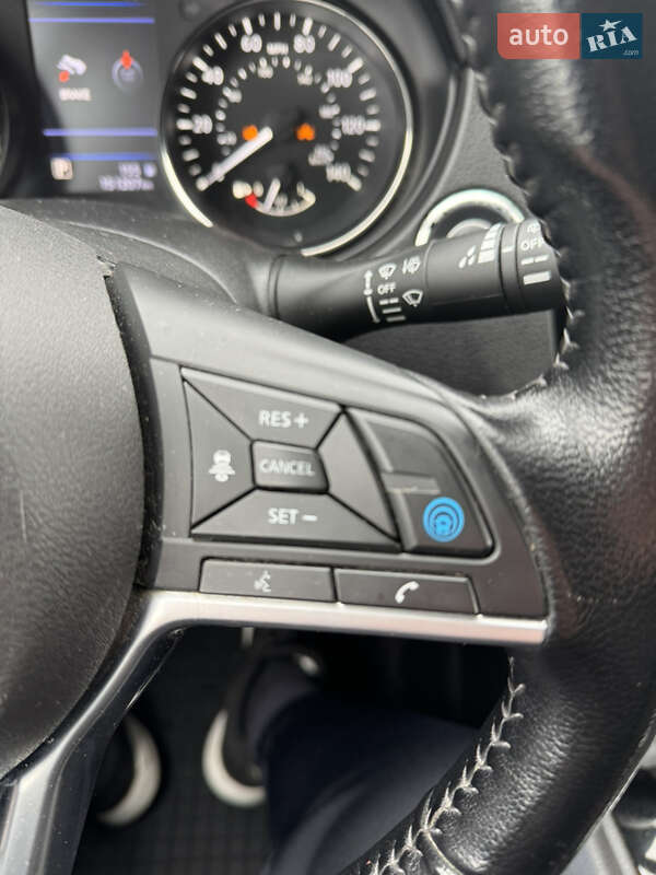Позашляховик / Кросовер Nissan Rogue 2019 в Києві