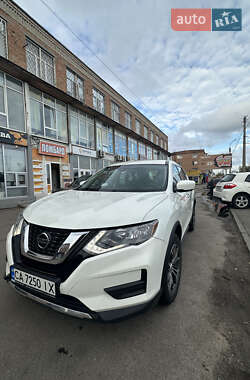 Внедорожник / Кроссовер Nissan Rogue 2018 в Черкассах Внедорожник / Кроссовер Nissan Rogue 2018 в Черкассах