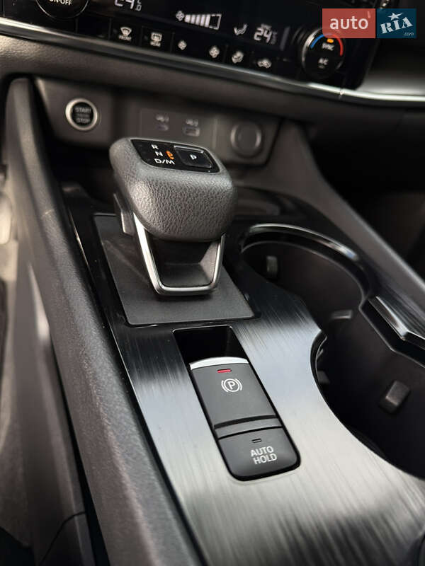 Внедорожник / Кроссовер Nissan Rogue 2022 в Запорожье фото 10 Внедорожник / Кроссовер Nissan Rogue 2022 в Запорожье