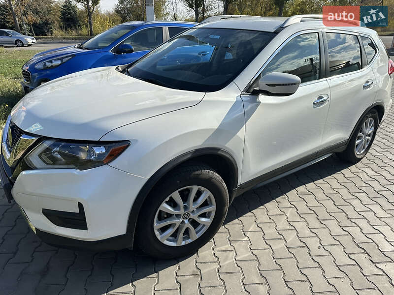 Внедорожник / Кроссовер Nissan Rogue 2018 в Каменском фото 14 Внедорожник / Кроссовер Nissan Rogue 2018 в Каменском