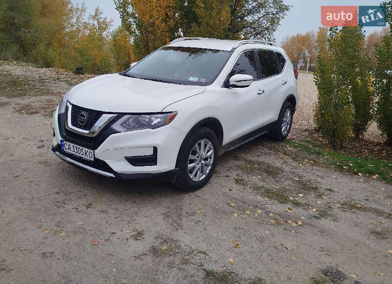 Внедорожник / Кроссовер Nissan Rogue 2017 в Черкассах фото Внедорожник / Кроссовер Nissan Rogue 2017 в Черкассах