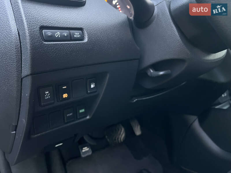 Внедорожник / Кроссовер Nissan Rogue 2018 в Дрогобыче фото 58 Внедорожник / Кроссовер Nissan Rogue 2018 в Дрогобыче