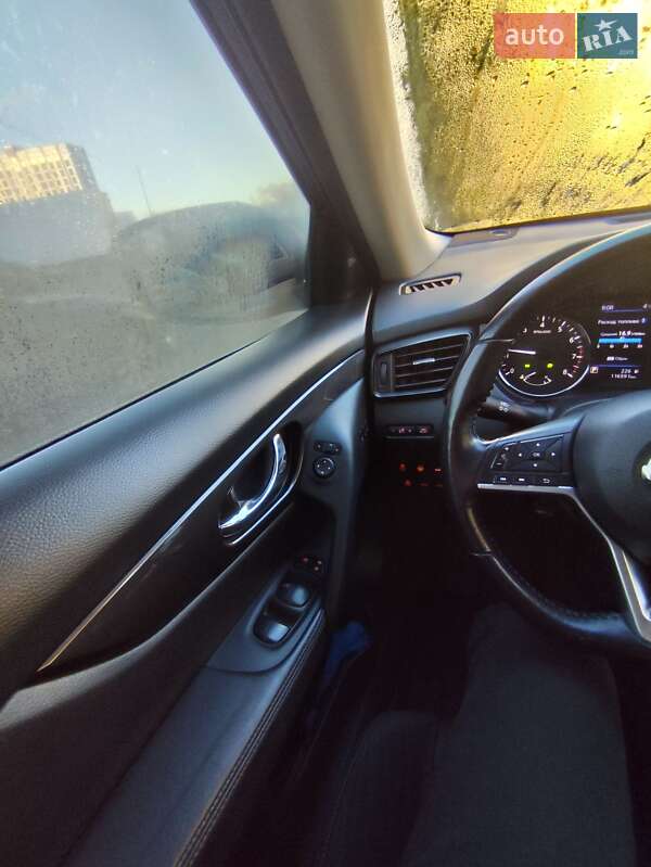 Внедорожник / Кроссовер Nissan Rogue 2019 в Одессе