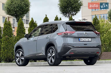 Внедорожник / Кроссовер Nissan Rogue 2021 в 