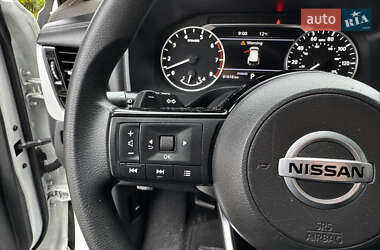 Внедорожник / Кроссовер Nissan Rogue 2021 в 