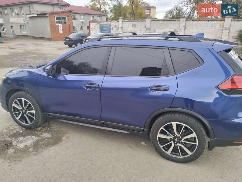 Позашляховик / Кросовер Nissan Rogue 2017 в Дніпрі фото 5 Позашляховик / Кросовер Nissan Rogue 2017 в Дніпрі