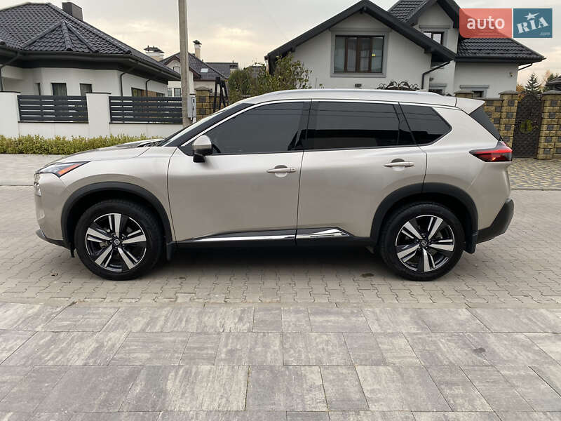 Позашляховик / Кросовер Nissan Rogue 2021 в Рівному