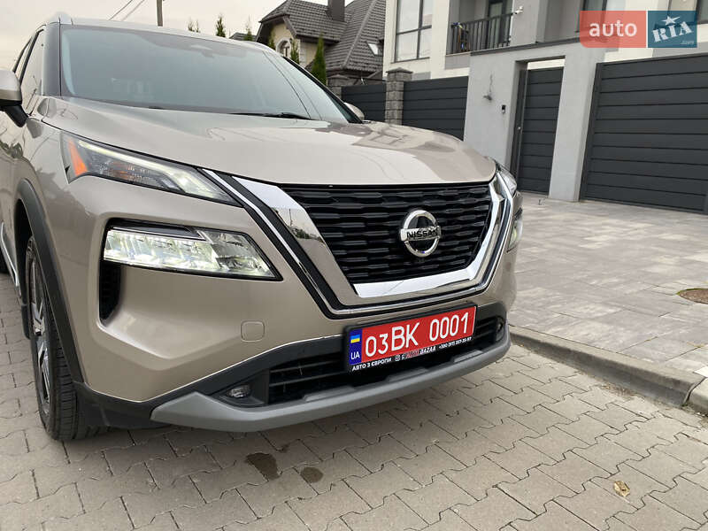 Позашляховик / Кросовер Nissan Rogue 2021 в Рівному