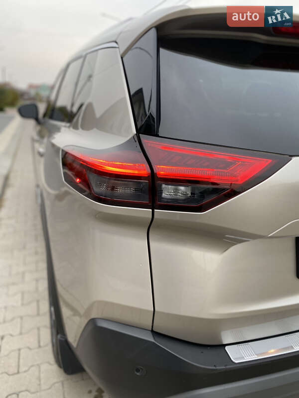 Позашляховик / Кросовер Nissan Rogue 2021 в Рівному