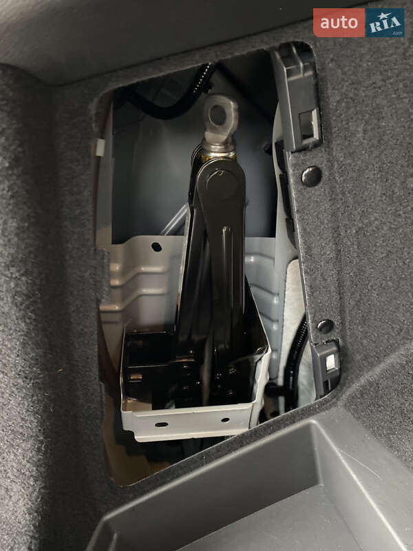 Позашляховик / Кросовер Nissan Rogue 2021 в Рівному