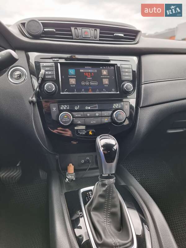 Позашляховик / Кросовер Nissan Rogue 2018 в Броварах