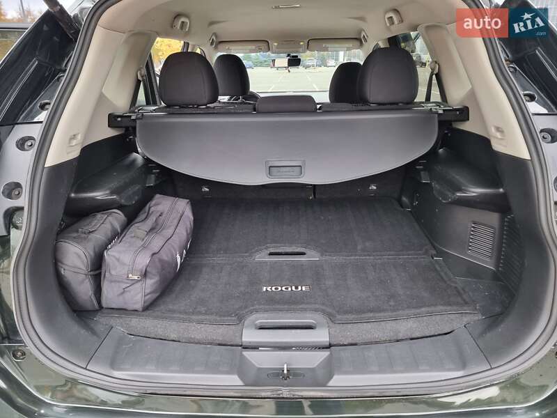 Позашляховик / Кросовер Nissan Rogue 2018 в Броварах