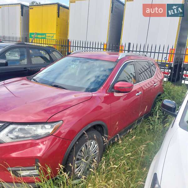 Внедорожник / Кроссовер Nissan Rogue 2017 в Днепре