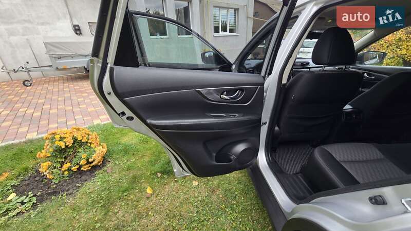 Внедорожник / Кроссовер Nissan Rogue 2017 в Полтаве фото 19 Внедорожник / Кроссовер Nissan Rogue 2017 в Полтаве