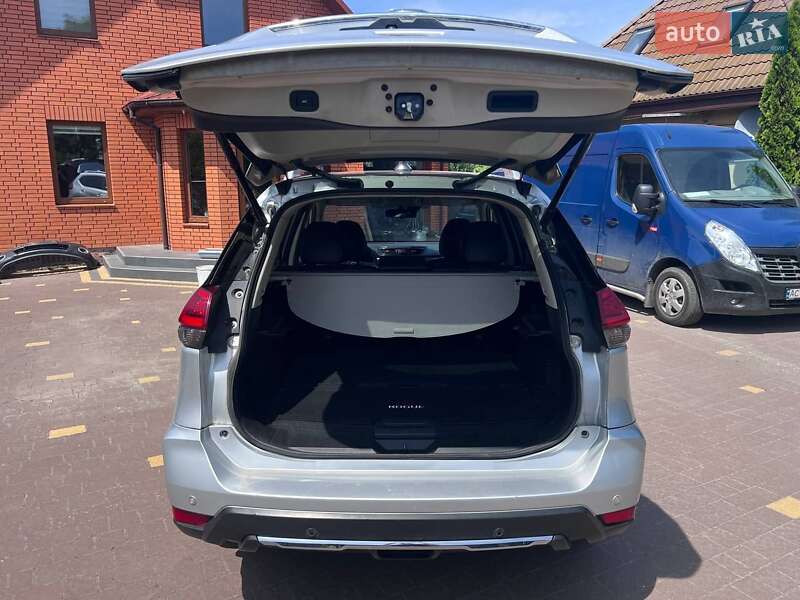 Внедорожник / Кроссовер Nissan Rogue 2020 в Луцке