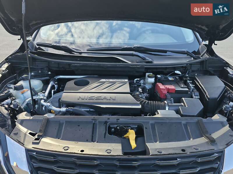 Внедорожник / Кроссовер Nissan Rogue 2023 в Киеве