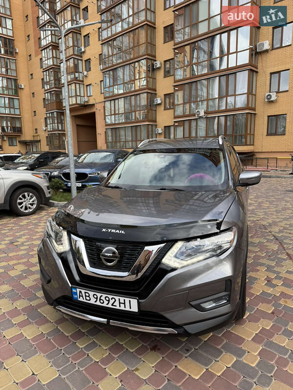 Внедорожник / Кроссовер Nissan Rogue 2019 в Виннице