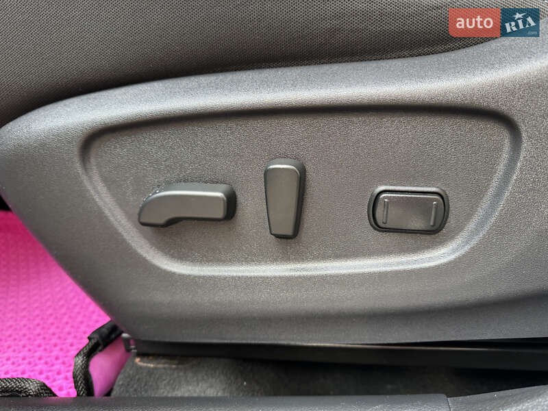 Внедорожник / Кроссовер Nissan Rogue 2019 в Виннице