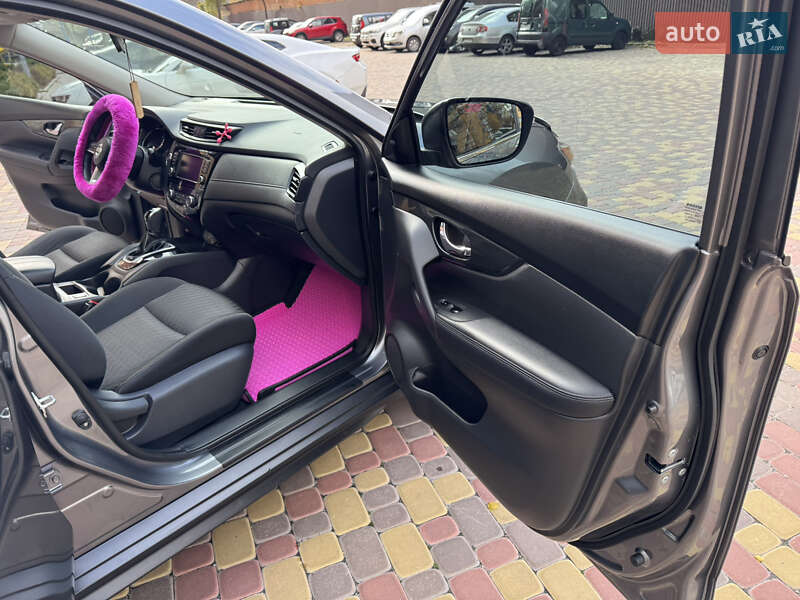 Внедорожник / Кроссовер Nissan Rogue 2019 в Виннице