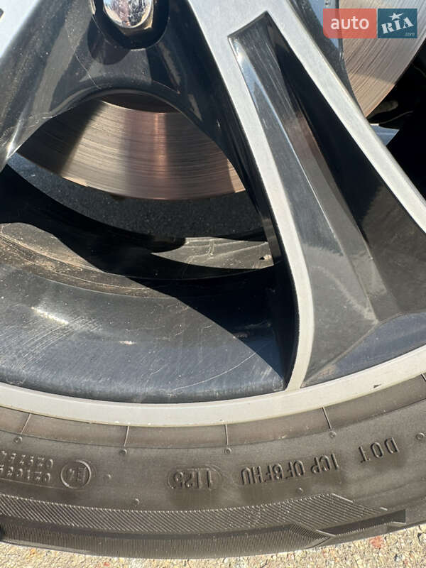 Внедорожник / Кроссовер Nissan Rogue 2016 в Киеве