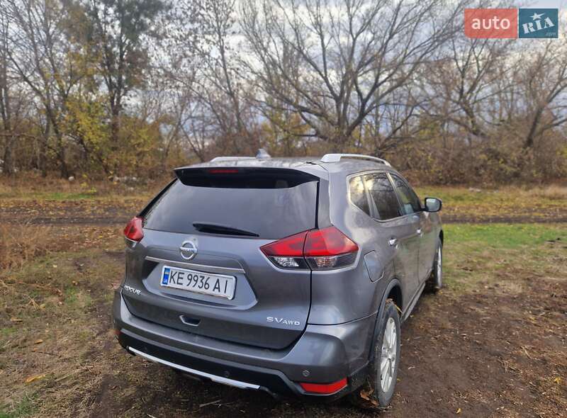 Внедорожник / Кроссовер Nissan Rogue 2020 в Дорогом