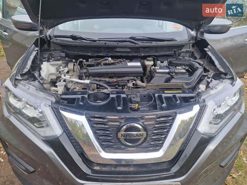 Внедорожник / Кроссовер Nissan Rogue 2020 в Дорогом