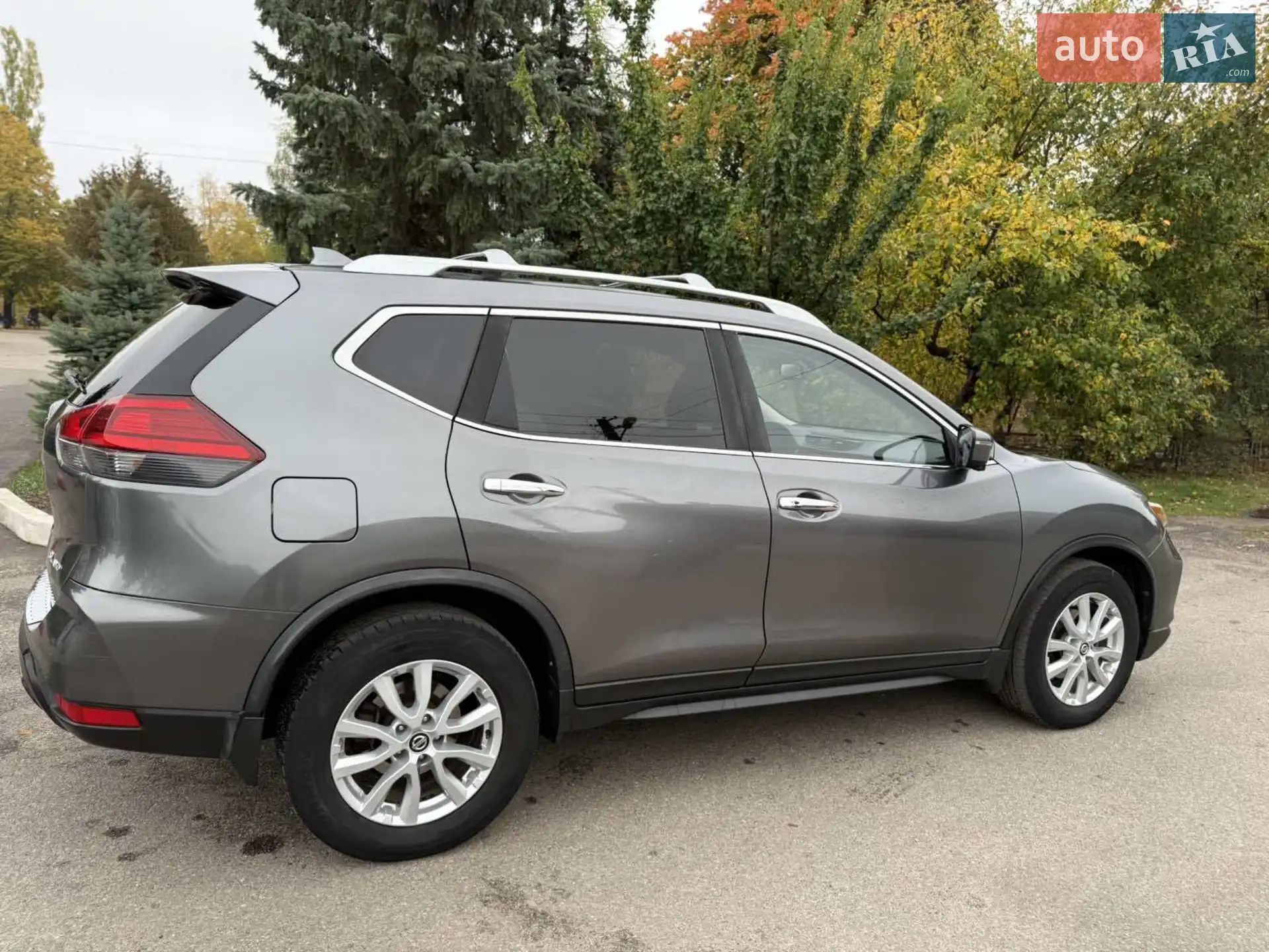 2017 Nissan Rogue - мініатюра 3