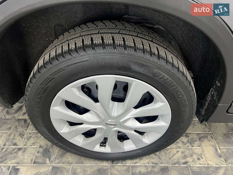 Внедорожник / Кроссовер Nissan Rogue 2016 в Одессе