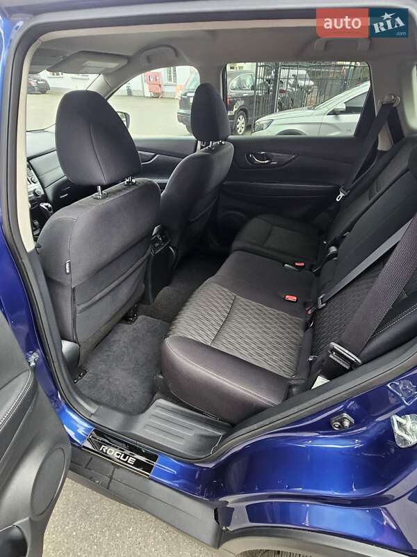 Позашляховик / Кросовер Nissan Rogue 2019 в Києві