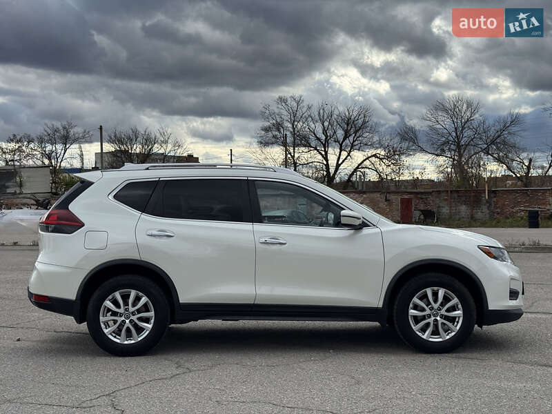 Позашляховик / Кросовер Nissan Rogue 2019 в Білій Церкві