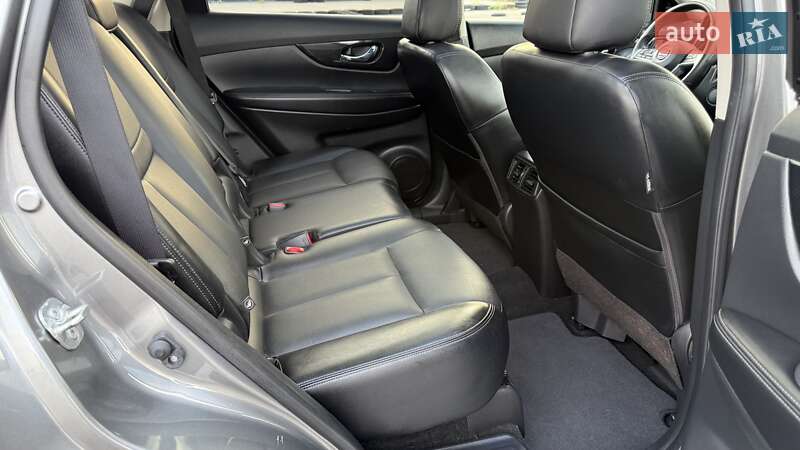 Позашляховик / Кросовер Nissan Rogue 2018 в Києві