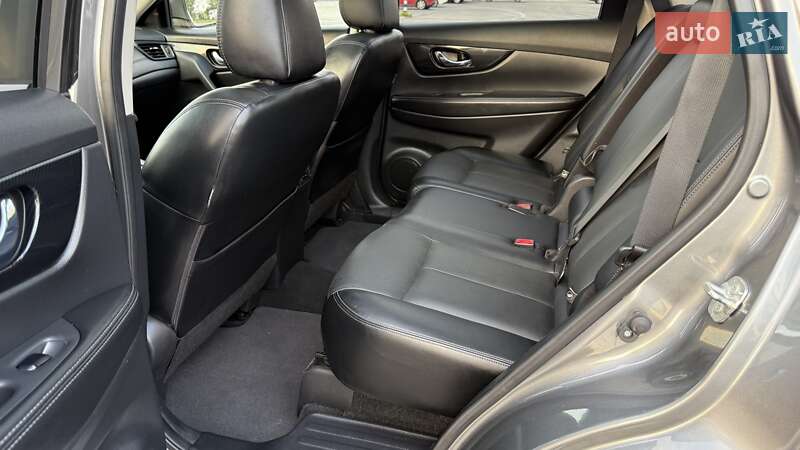 Позашляховик / Кросовер Nissan Rogue 2018 в Києві