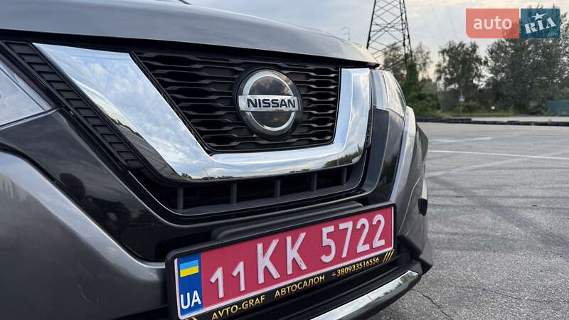 Позашляховик / Кросовер Nissan Rogue 2018 в Києві