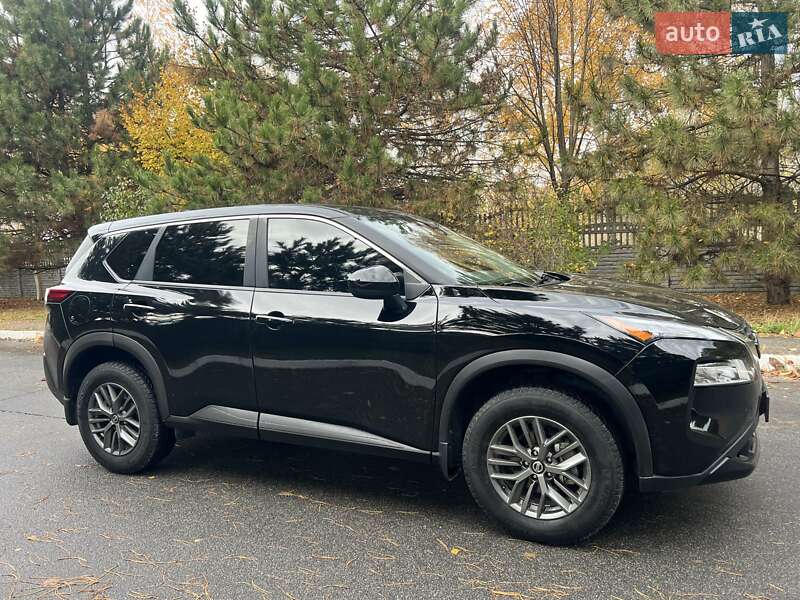 Внедорожник / Кроссовер Nissan Rogue 2021 в Днепре