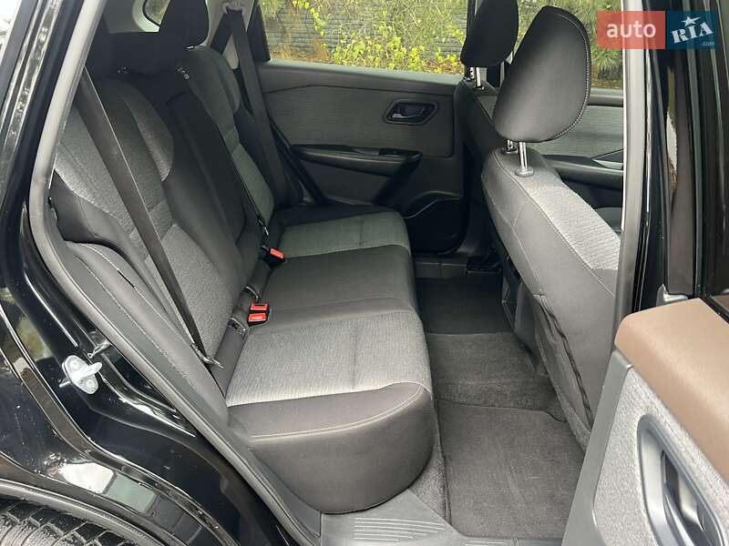 Внедорожник / Кроссовер Nissan Rogue 2021 в Днепре