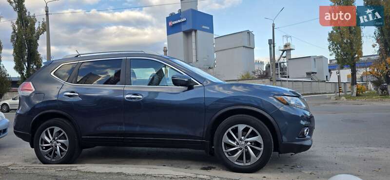 Внедорожник / Кроссовер Nissan Rogue 2014 в Киеве