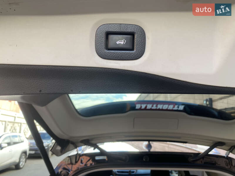 Внедорожник / Кроссовер Nissan Rogue 2016 в Киеве фото 18 Внедорожник / Кроссовер Nissan Rogue 2016 в Киеве