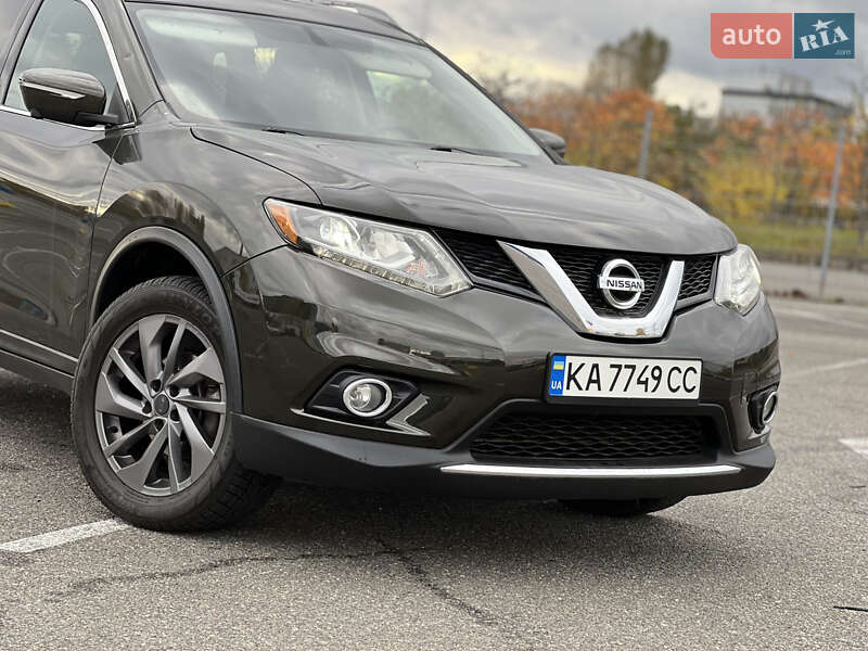 Внедорожник / Кроссовер Nissan Rogue 2016 в Киеве