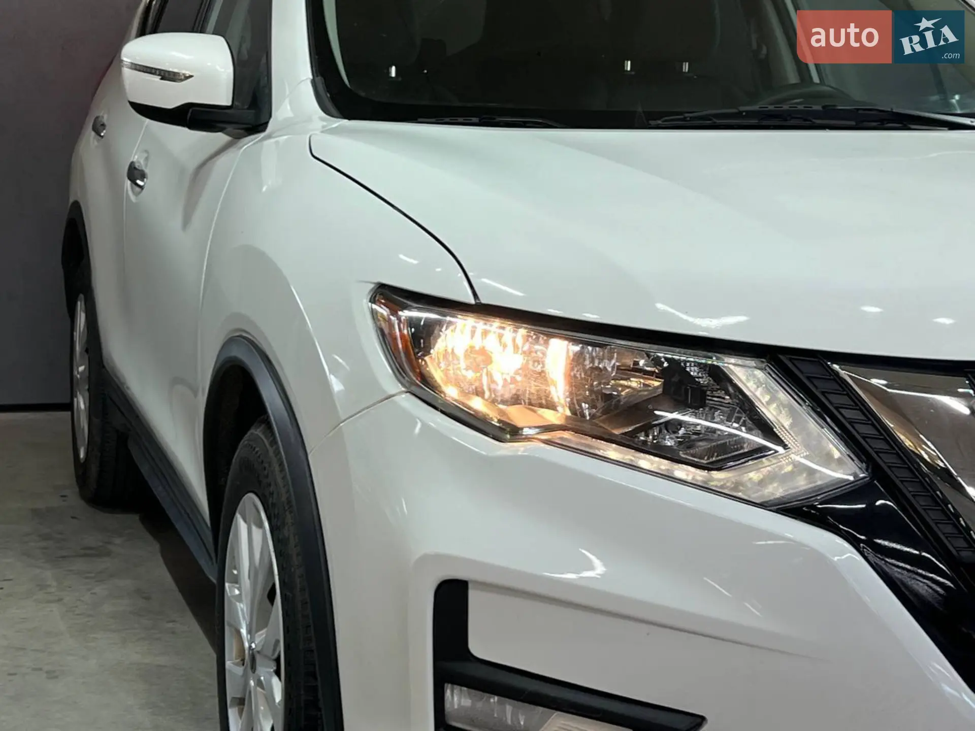 2017 Nissan Rogue - мініатюра 3
